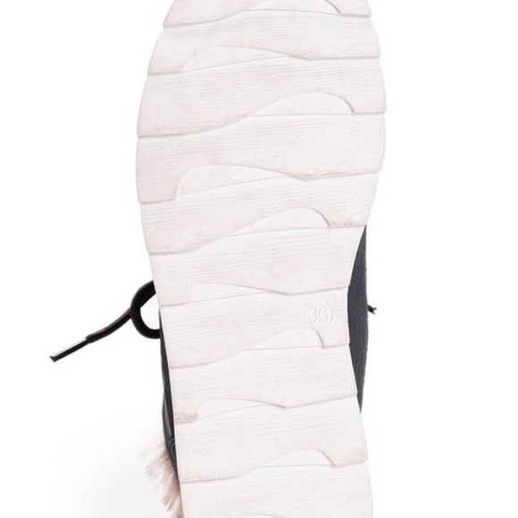 Muk Luks Navy Sigrid Boot - Picture 4 of 5